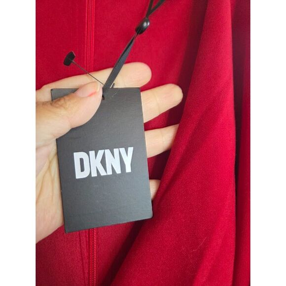 NWT DKNY Red V-Neck Faux Wrap Long Sleeve Semi Formal/Cocktail Dress size 16 - Picture 6 of 9